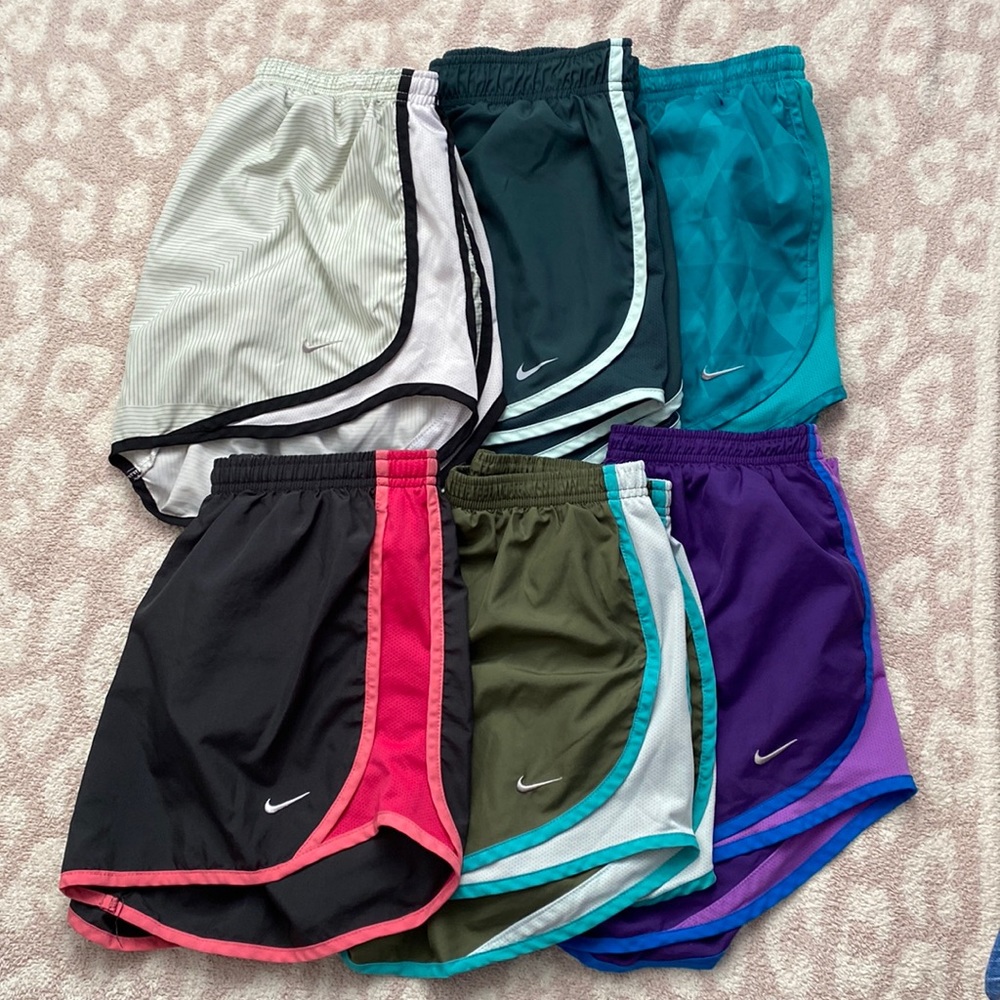 Nike Shorts Bundle M